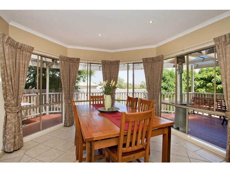7 Nanton Close, Lara VIC 3212