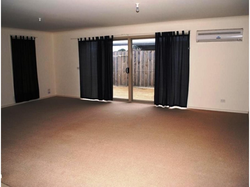 13 Yalloak Street, Norlane VIC 3214
