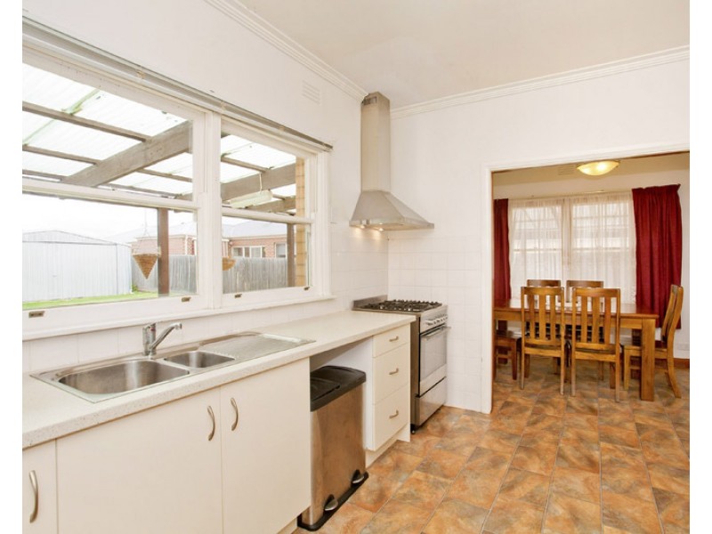 22 Curletts Road, Lara VIC 3212