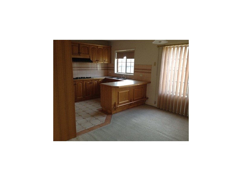 2/145 Torquay Road, Grovedale VIC 3216