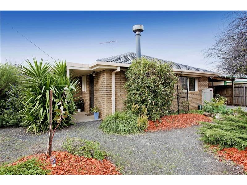 6 Beverley Crescent, Lara VIC 3212