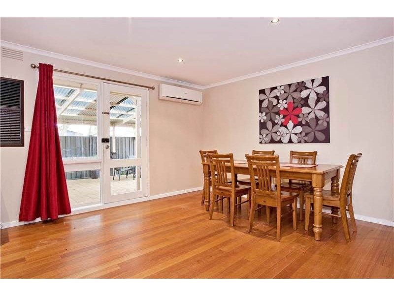 6 Beverley Crescent, Lara VIC 3212