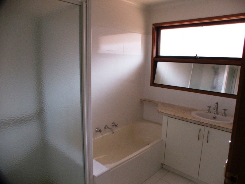 2/35 Kees Road, Lara VIC 3212