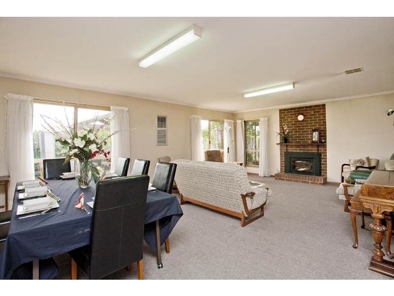 33 Caldermeade Road, Corio VIC 3214