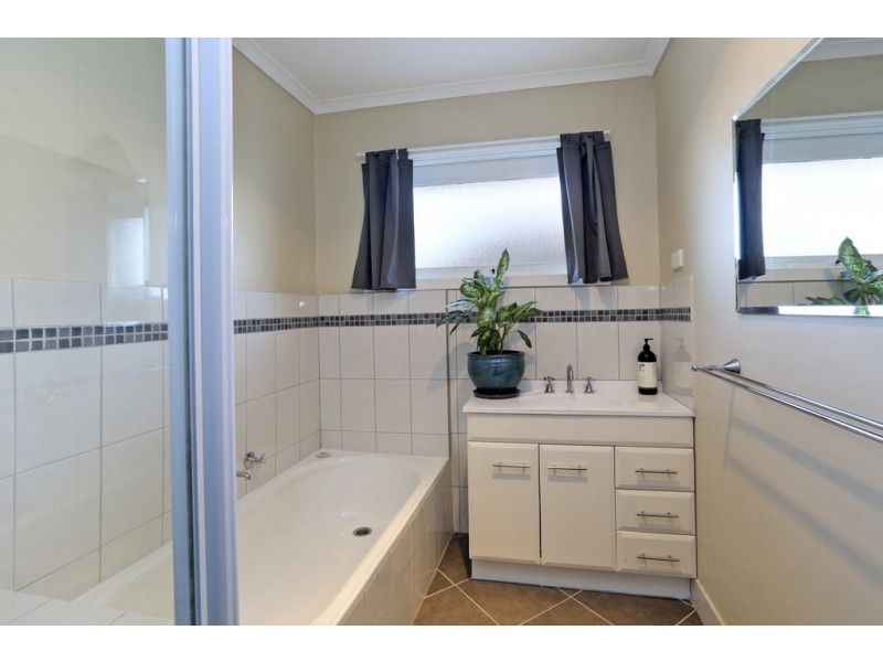 9/199 Noble Street, Newtown VIC 3220