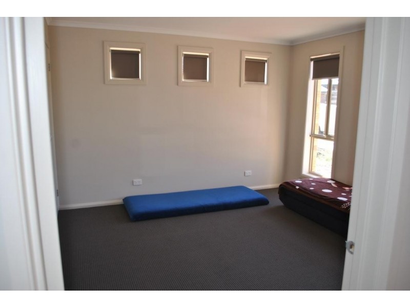 11 Endeca Court, Lovely Banks VIC 3221