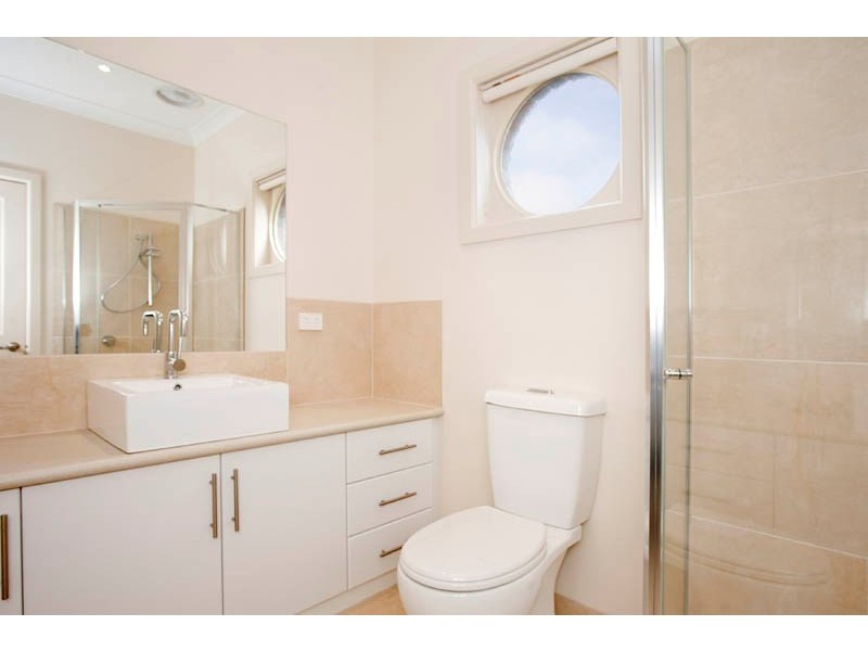 55 Moorhen Drive, Lara VIC 3212
