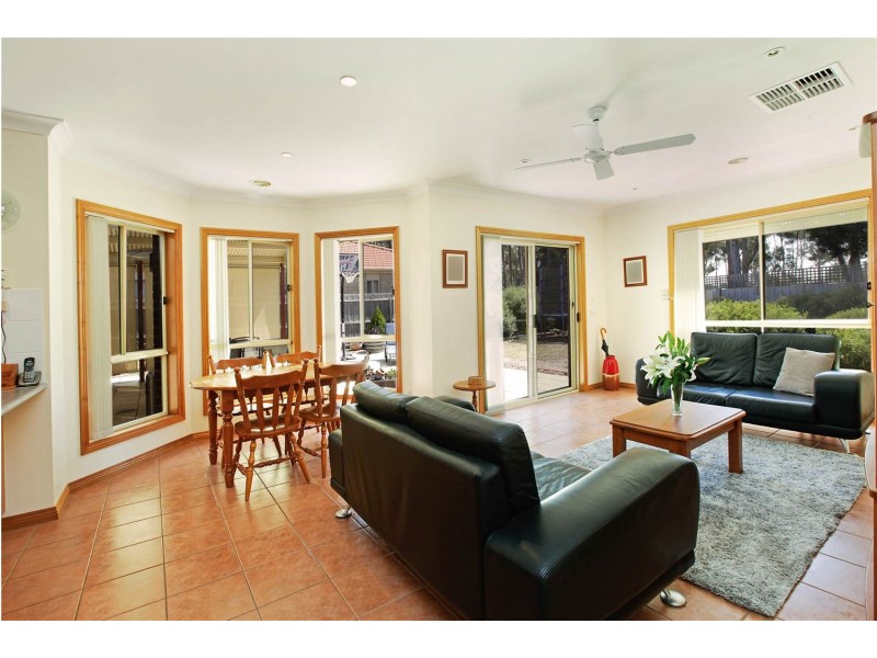 8 Galileo Close, Lara VIC 3212