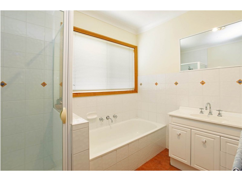 8 Galileo Close, Lara VIC 3212