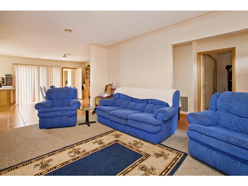 54 Blackbird Circuit, Lara VIC 3212