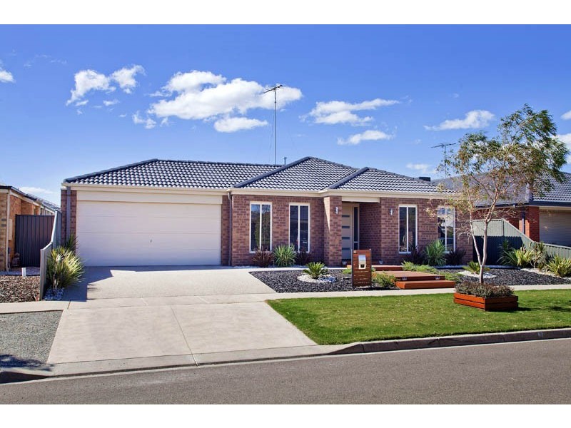 12 Springwater Drive, Lara VIC 3212