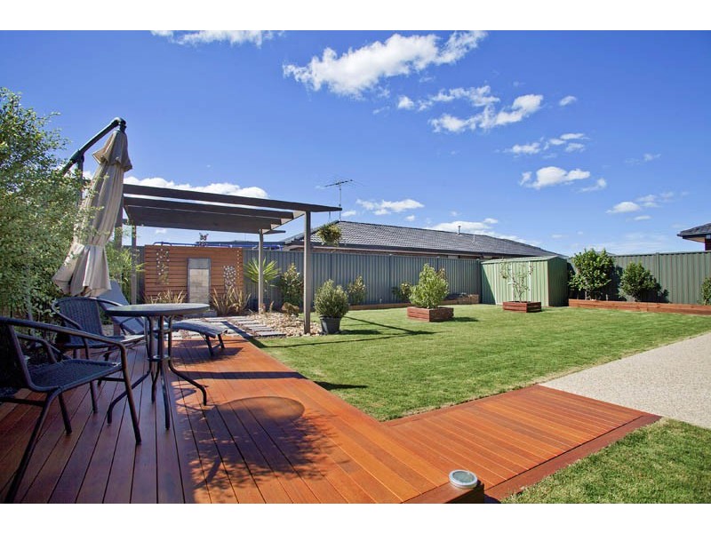12 Springwater Drive, Lara VIC 3212