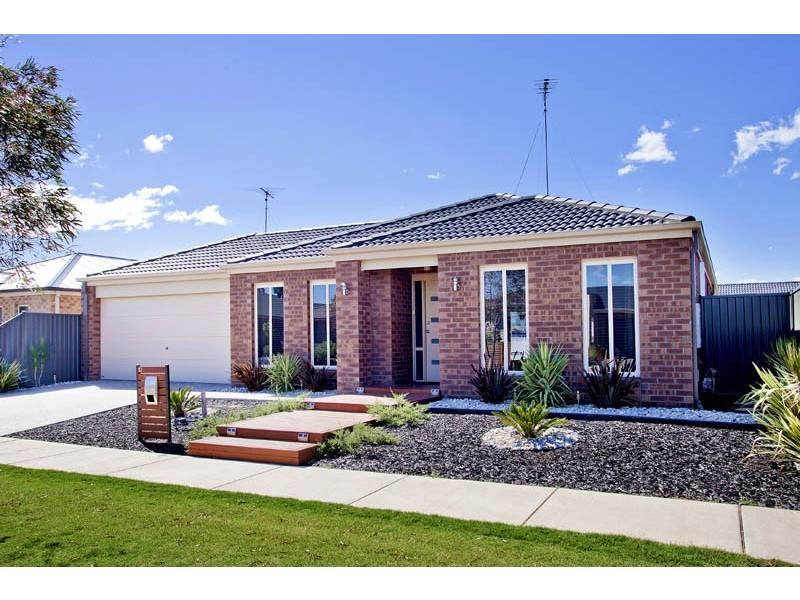 12 Springwater Drive, Lara VIC 3212