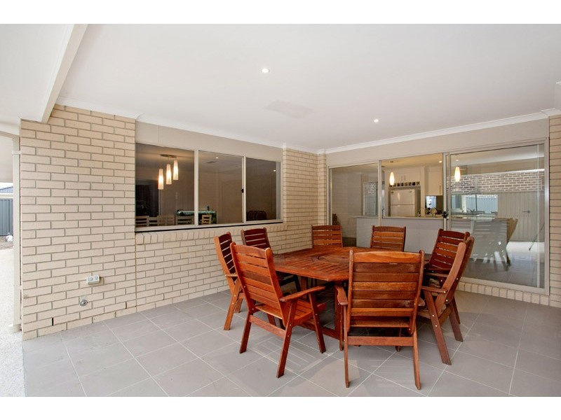 22 Springwater Drive, Lara VIC 3212