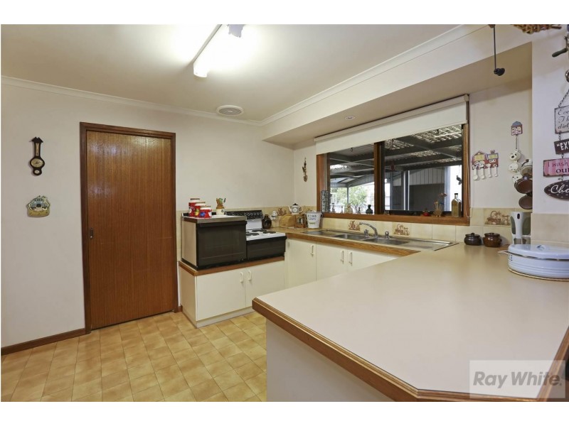 130 Darlington Drive, Anakie VIC 3221