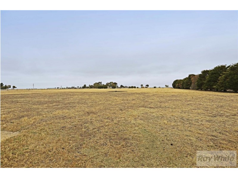 130 Darlington Drive, Anakie VIC 3221