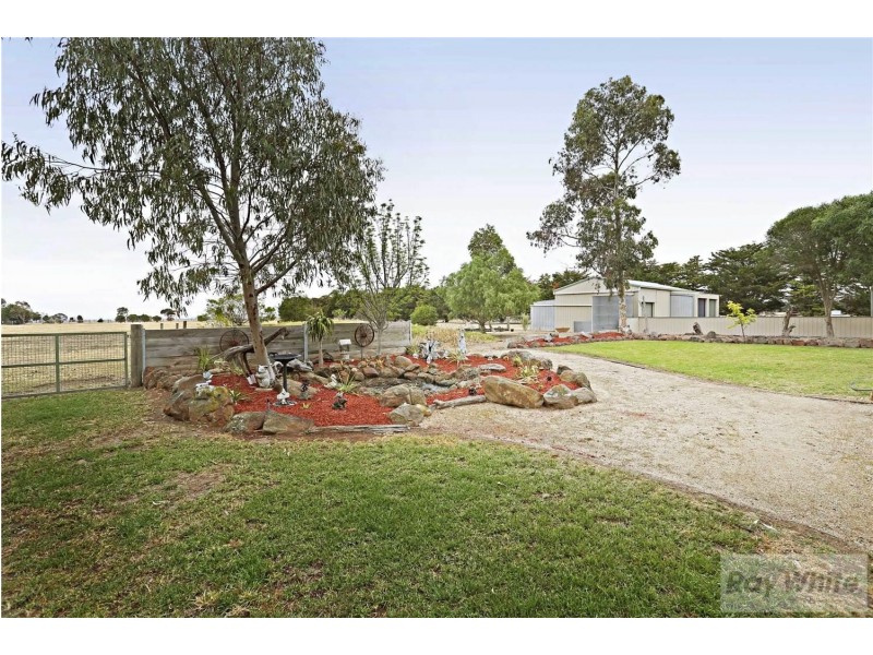 130 Darlington Drive, Anakie VIC 3221