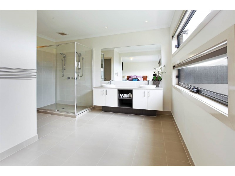 6 Mathieson Place, Lara VIC 3212