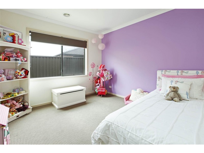 6 Mathieson Place, Lara VIC 3212
