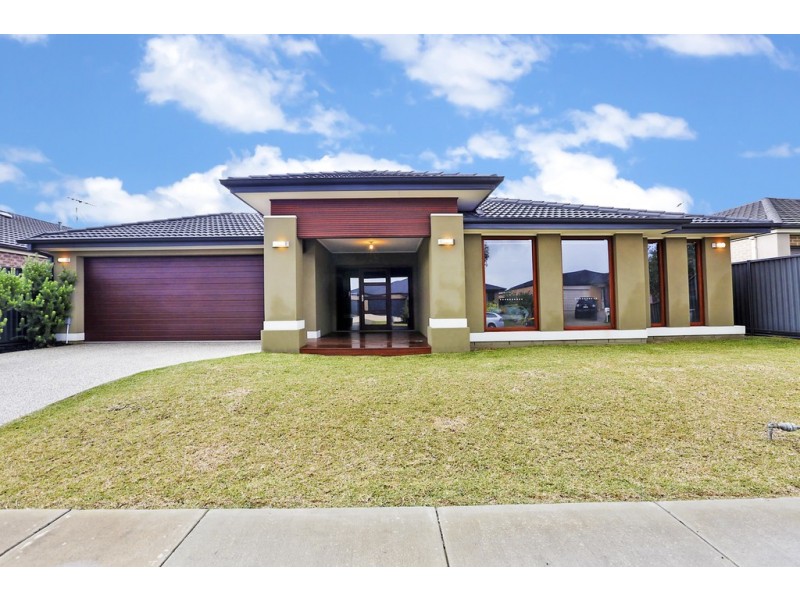 8 Mathieson Place, Lara VIC 3212
