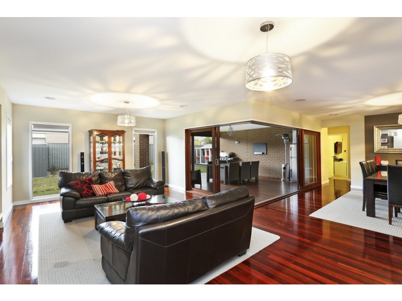 8 Mathieson Place, Lara VIC 3212