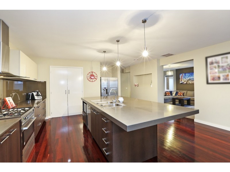 8 Mathieson Place, Lara VIC 3212