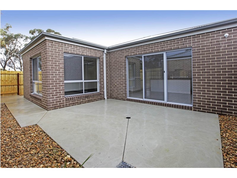 1 Plover Street, Lara VIC 3212