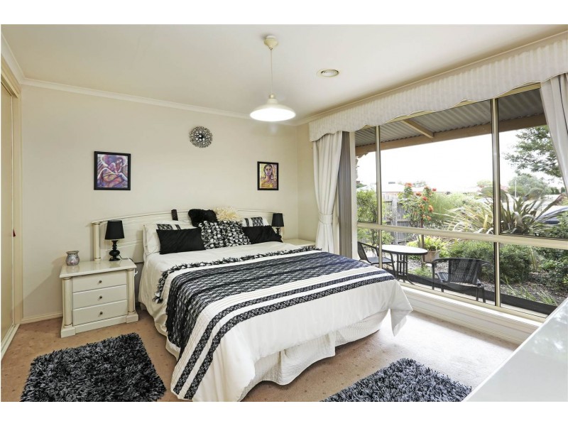 9 Blackbird Circuit, Lara VIC 3212