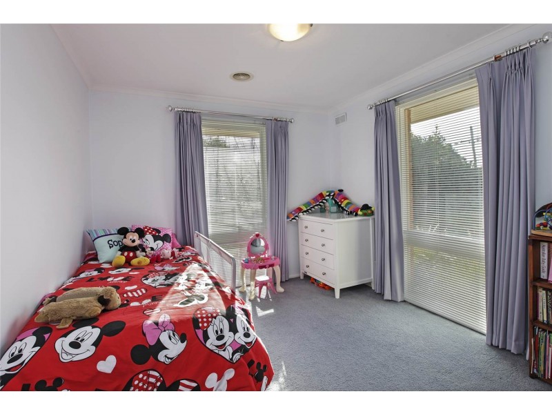 29 Smeaton Close, Lara VIC 3212