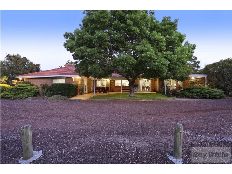 130 Narraburra Road, Little River VIC 3211