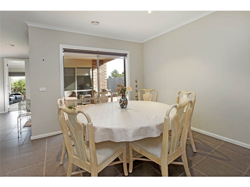 89 Country Gardens Drive, Lara VIC 3212