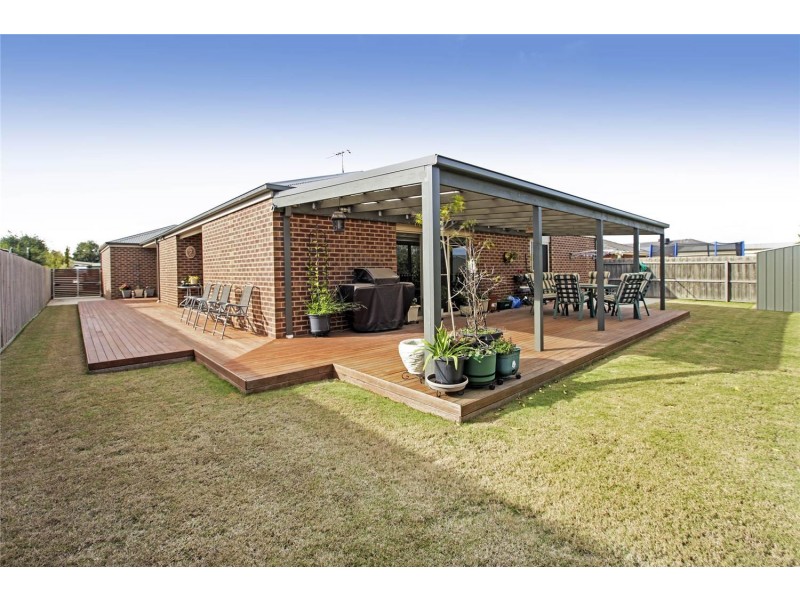 89 Country Gardens Drive, Lara VIC 3212