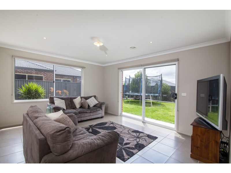 17 Stilt Court, Lara VIC 3212