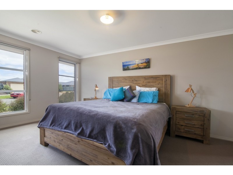 17 Stilt Court, Lara VIC 3212