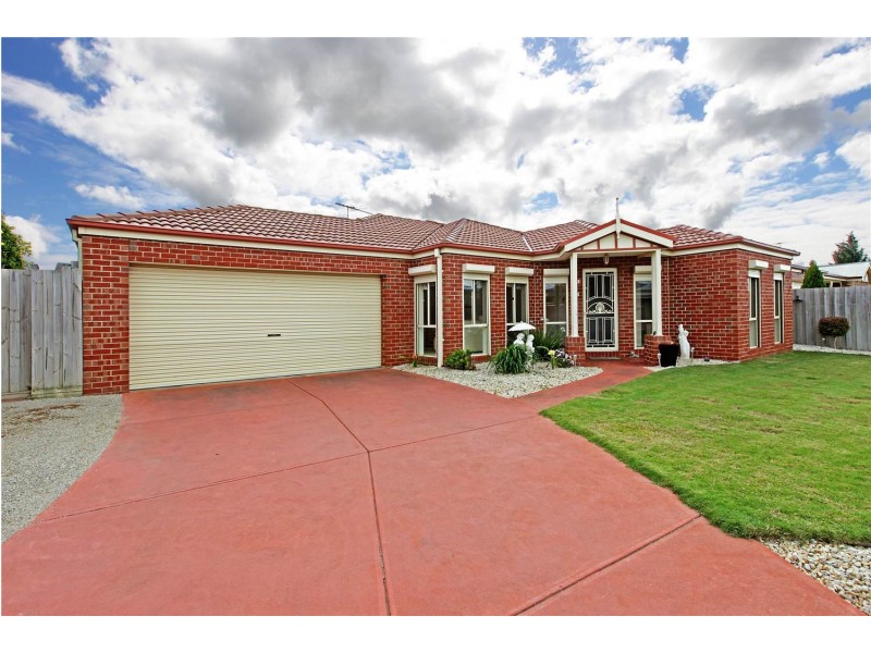 33 Country Gardens Drive, Lara VIC 3212