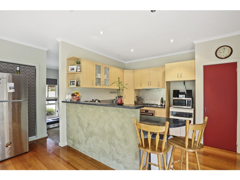 4 Veedale Court, Lara VIC 3212