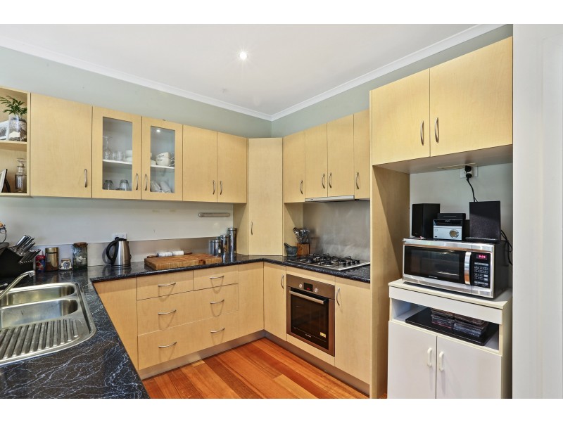 4 Veedale Court, Lara VIC 3212