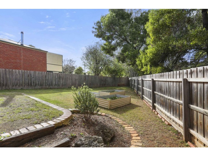 4 Veedale Court, Lara VIC 3212