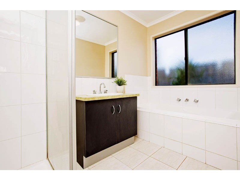 5 Wheat Court, Lara VIC 3212