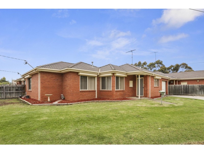 10 Clover Street, Lara VIC 3212