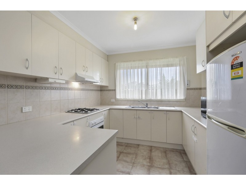 10 Clover Street, Lara VIC 3212