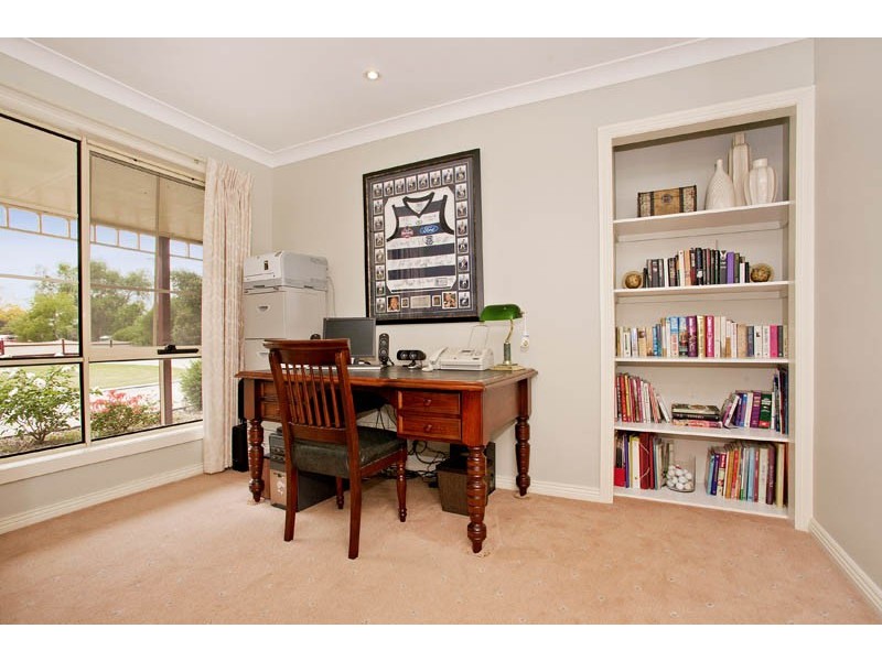 4 McAdam Court, Lara VIC 3212