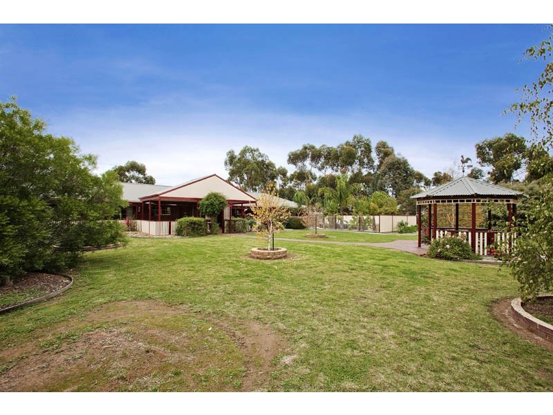 4 McAdam Court, Lara VIC 3212