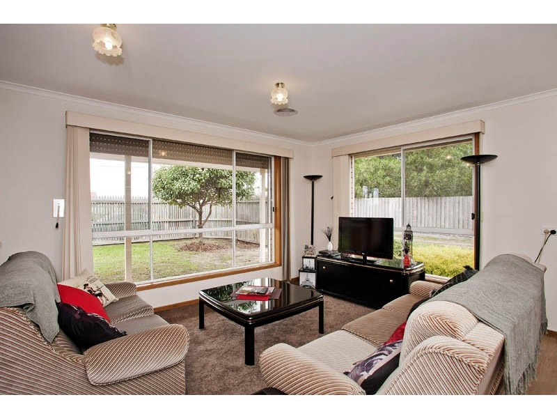 1/57 Forest Road South, Lara VIC 3212