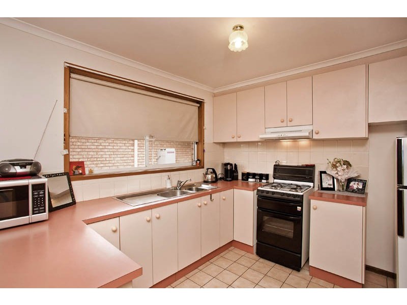 1/57 Forest Road South, Lara VIC 3212