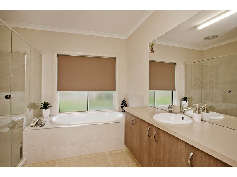 76-78 Archimedes Avenue, Lara VIC 3212