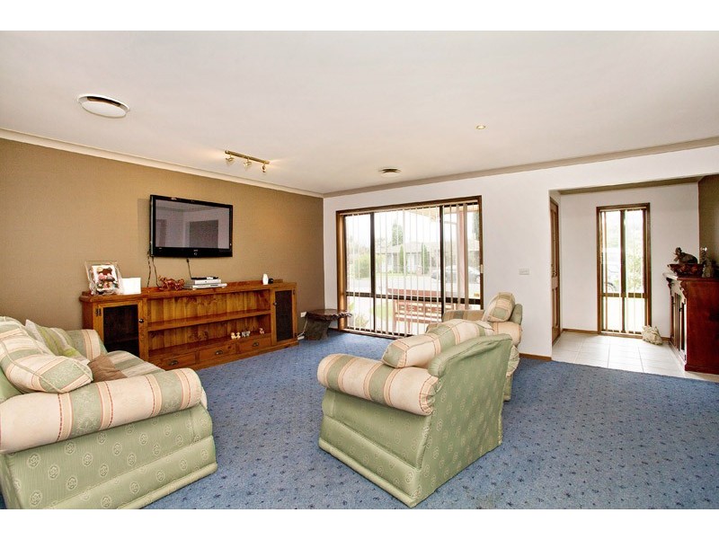 64 Fairbairn Drive, Corio VIC 3214