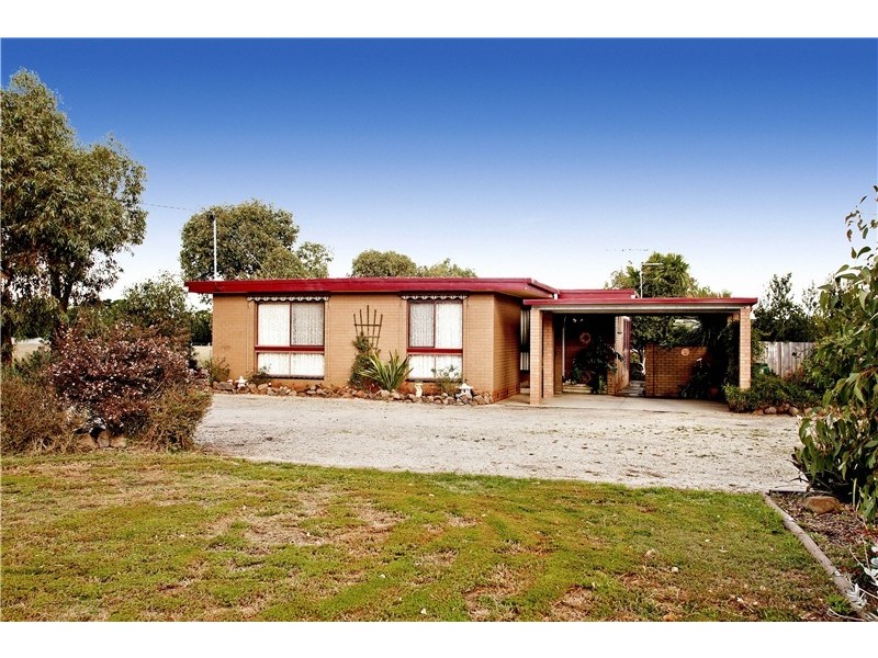 15 Edgerton Road, Lovely Banks VIC 3221
