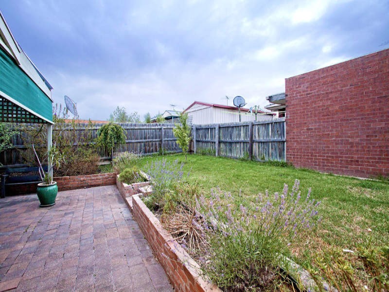 13 Rosemont Crescent, Bell Post Hill VIC 3215