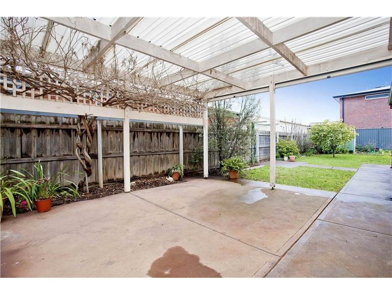 15 Therese Court, Lara VIC 3212